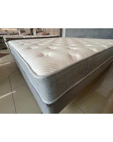 Kietas ortopedinis čiužinys CALMA | 1016 € | JUMIRA